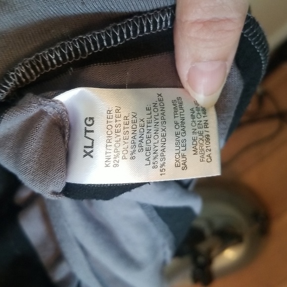 10/$10    Ardene Striped Batwing Tee XL - Picture 4 of 6